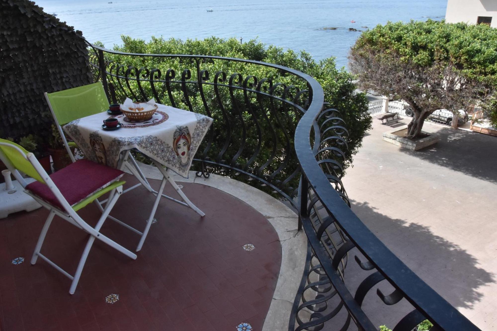 Apartamento Plaza Giardini-Naxos Exterior foto
